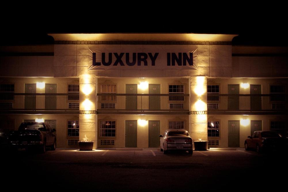 Luxury Inn And Suites Copperas Cove Exterior photo